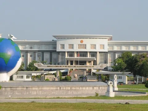 Cán bộ sau sáp nhập Cần Thơ: Lo nơi ở, chỗ học cho con