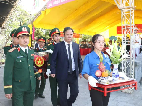 TP Huế tổ chức lễ an táng 10 hài cốt liệt sĩ hy sinh tại Lào
