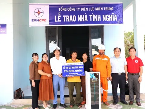 Công ty Điện lực Đắk Nông bàn giao nhà tình nghĩa cho các hộ nghèo