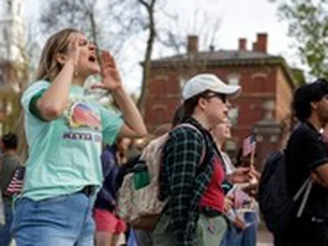 Phép thử bước ngoặt cho Harvard