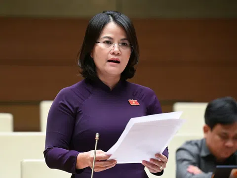 Ước mơ và thực tế phũ phàng: 'Tiền lương không tăng nhưng giá nhà tăng liên tục'