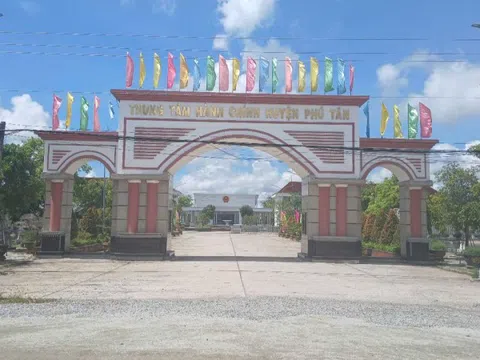 Cà Mau, Kiên Giang chỉ đạo tạm dừng các đoàn đi học tập kinh nghiệm