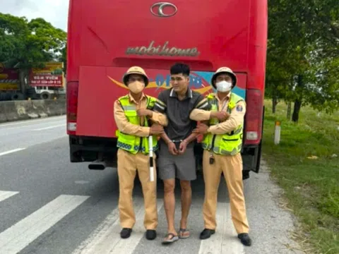 Nghi phạm dùng dao cướp tài sản ở Hà Nội bị bắt trên xe khách vào Nghệ An