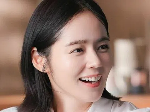 Nghệ sĩ tự xoay xở khi hết thời