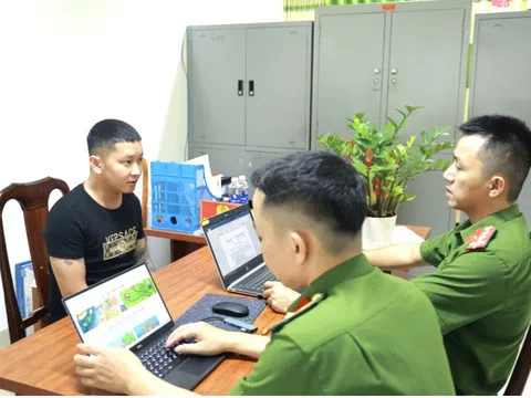 Bắt nhóm đối tượng chiếm đoạt tài khoản facebook, nhắn tin mượn tiền