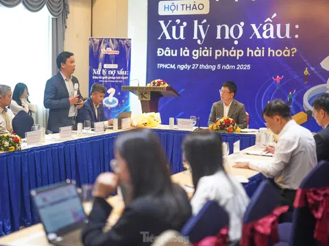 Quan hệ tín dụng: Người đi vay luôn ở 'cửa' dưới?