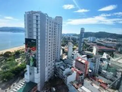 Phụ huynh ở Nha Trang phản ứng với kế hoạch ‘xáo lớp’ nếu không ăn bán trú tại trường