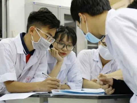 Cơ hội nào cho thí sinh xét tuyển vào trường Y, Dược với tổ hợp C00, D01, A01