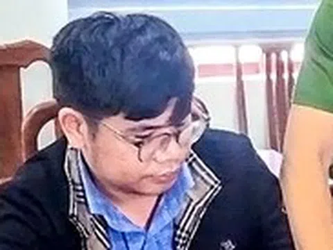 Bắt tạm giam công chức nhận hối lộ để cấp giấy phép xây dựng
