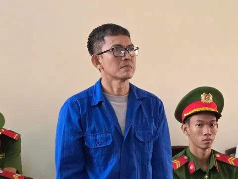 Đâm người tình cũ vì không đòi được tiền