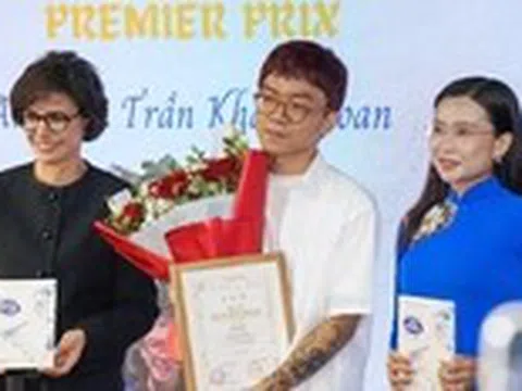 Bạn có dám tự hào về người mẹ bán hột vịt lộn không?