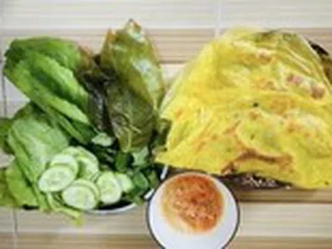 Tết Đoan ngọ, miền Tây rộn ràng rủ nhau đổ bánh xèo, góp món 'ăn online'