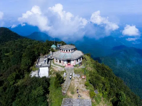 Chạnh lòng Bạch Mã