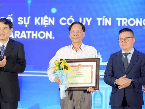 Báo Tiền Phong nhận bằng khen của Bộ Văn hóa Thể thao và Du lịch