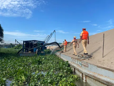 CSGT Bình Dương tổng kiểm soát, xử lý ‘cát tặc’