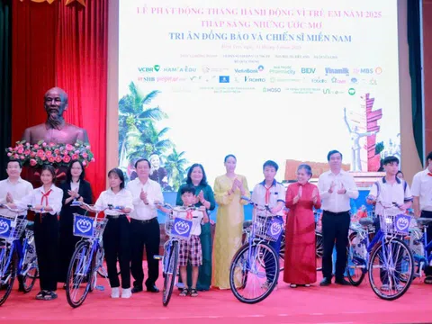 Hơn 2,8 tỉ đồng hỗ trợ trẻ em, gia đình chính sách tại Bến Tre