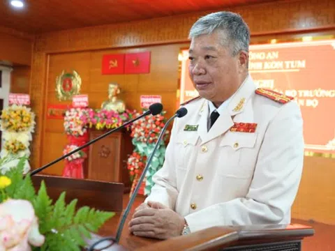 Giám đốc Công an tỉnh Kon Tum nghỉ hưu