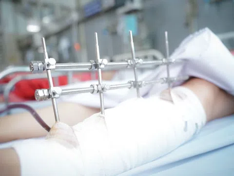 Nữ nạn nhân vụ sập tường kinh hoàng ở Long An đã thoát 'cửa tử'