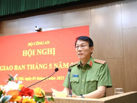 Bộ trưởng Lương Tam Quang: Tăng cường tấn công tội phạm buôn lậu, hàng giả