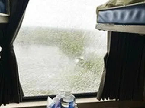 Khánh Hòa, Đồng Nai xảy ra nhiều vụ ném đất đá, chất bẩn lên các đoàn tàu hỏa