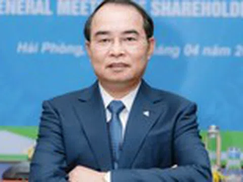 Chồng bị khởi tố tội đưa hối lộ, vợ lên chức chủ tịch, cổ đông Việt Phát Group 'liêu xiêu'