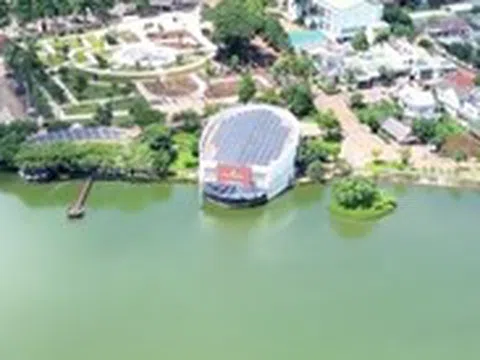 Bắt nguyên phó chủ tịch huyện biến 'đất vàng' công viên thành đất tư