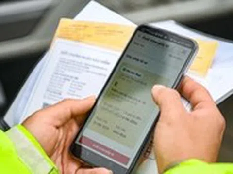 Người Việt định cư ở nước ngoài, làm thế nào để đổi được bằng lái B2?