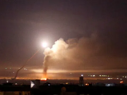 Bộ Ngoại giao khuyến cáo công dân Việt Nam không đến Israel và Iran