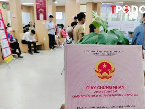 Từ ngày 1/7, UBND cấp xã phường được cấp sổ đỏ lần đầu cho người dân