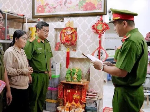 Bắt người phụ nữ thu lợi 'khủng' từ livestream bán hàng nhưng không nộp thuế