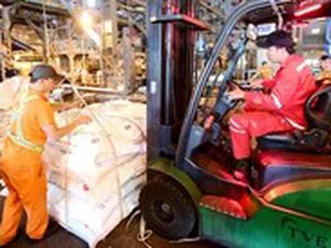 Cần cuộc cách mạng giảm thủ tục, gỡ rào cản kinh doanh