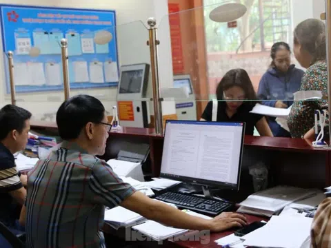 Nghệ An 'tuýt còi' việc dừng giải quyết thủ tục hành chính