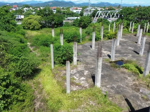 Sau 15 năm dự án khu thương mại giữa trung tâm Huế vẫn thành bãi hoang