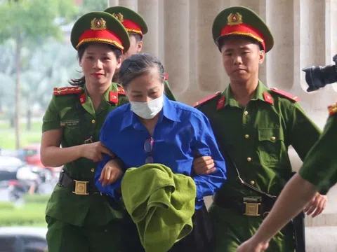 Dẫn giải cựu Bí thư Vĩnh Phúc Hoàng Thị Thúy Lan và đồng phạm đến tòa