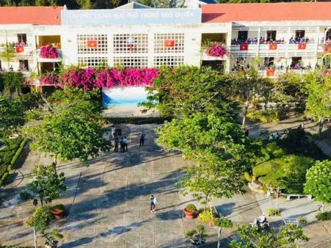 Điểm thi tốt nghiệp THPT đặc biệt ở đảo Phú Quý