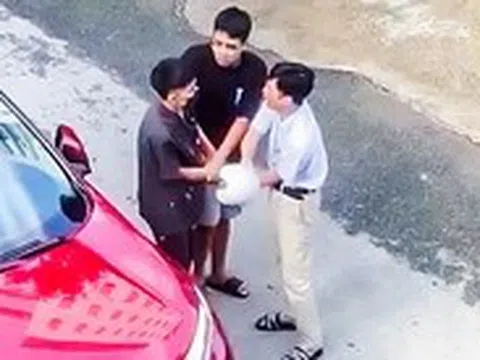 Danh tính chủ xe ô tô đánh người chảy máu đầu còn hỏi 'có biết tao là ai không?'