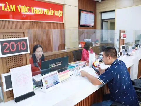 Xem xét nhiều nghị quyết triển khai chính quyền địa phương 2 cấp ở Hà Nội