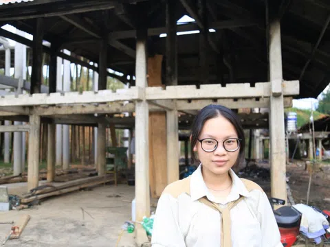 Nữ sinh người Dao mất nhà, vượt lên nghịch cảnh bước vào kỳ thi