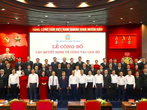 Công bố quyết định của Chánh án TAND Tối cao về công tác cán bộ