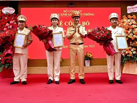 Bản tin 8H: Nữ Phó Cục trưởng đầu tiên của Cục CSGT