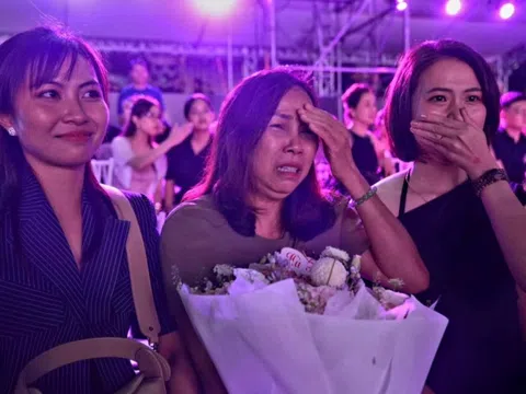 Bố mẹ Hà Trúc Linh: 'Không nghĩ cô gái miền quê lại được đăng quang Hoa hậu Việt Nam'