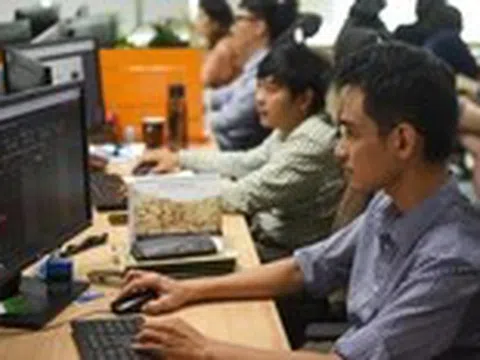 Lãi ròng hơn 1.000 tỉ đồng mỗi năm, hàng chục 'đại gia' Việt đang làm gì?