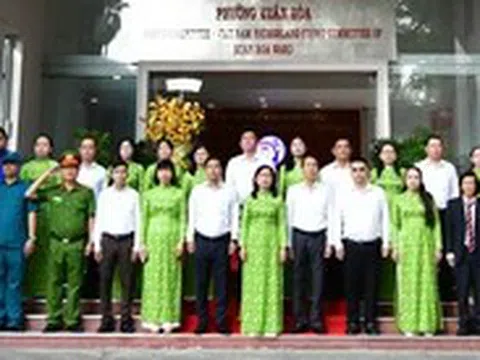 Lễ chào cờ đầu tiên ở phường Xuân Hòa, nơi Tổng Bí thư Tô Lâm đặt hàng xây dựng phường kiểu mẫu