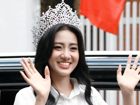 Hoa hậu Hà Trúc Linh và hai á hậu háo hức với nhiệm kỳ Rạng rỡ Việt Nam