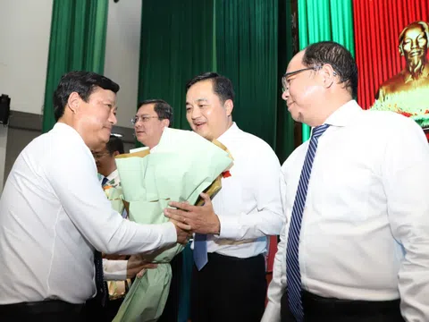 Thành lập 15 cơ quan chuyên môn thuộc UBND TPHCM mới
