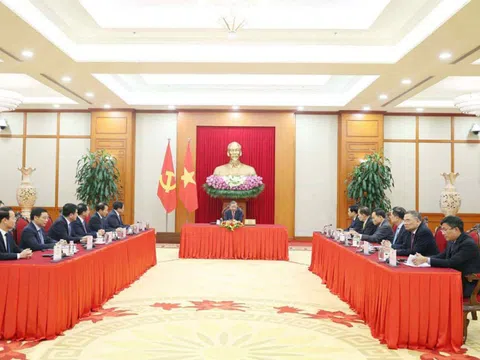 Chứng khoán phản ứng ra sao trước tin Mỹ sẽ cắt giảm đáng kể thuế cho hàng Việt Nam?