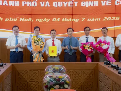 Huế bổ nhiệm 10 cán bộ chủ chốt, thành lập các BQL Dự án đầu tư xây dựng