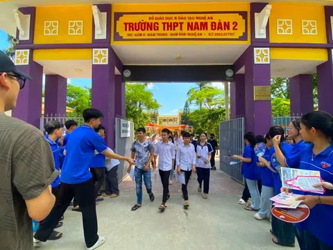 Hiệu trưởng lên tiếng vụ 2,5 điểm ba môn đã trúng tuyển lớp 10