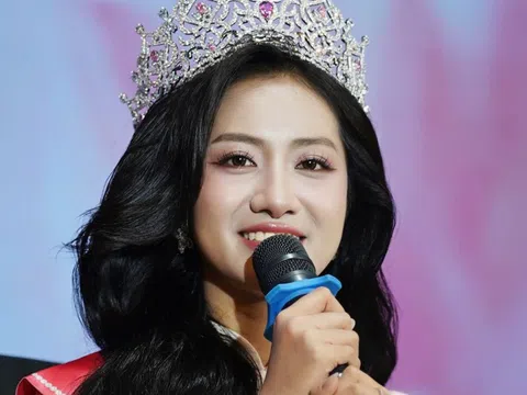 Hoa hậu Việt Nam không chọn 'viên ngọc đã quá sáng', mà ưu tiên 'viên ngọc thô ráp'