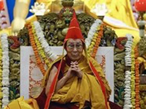 Đức Đạt Lai Lạt Ma mừng thọ 90, hy vọng có thể sống đến 130 tuổi